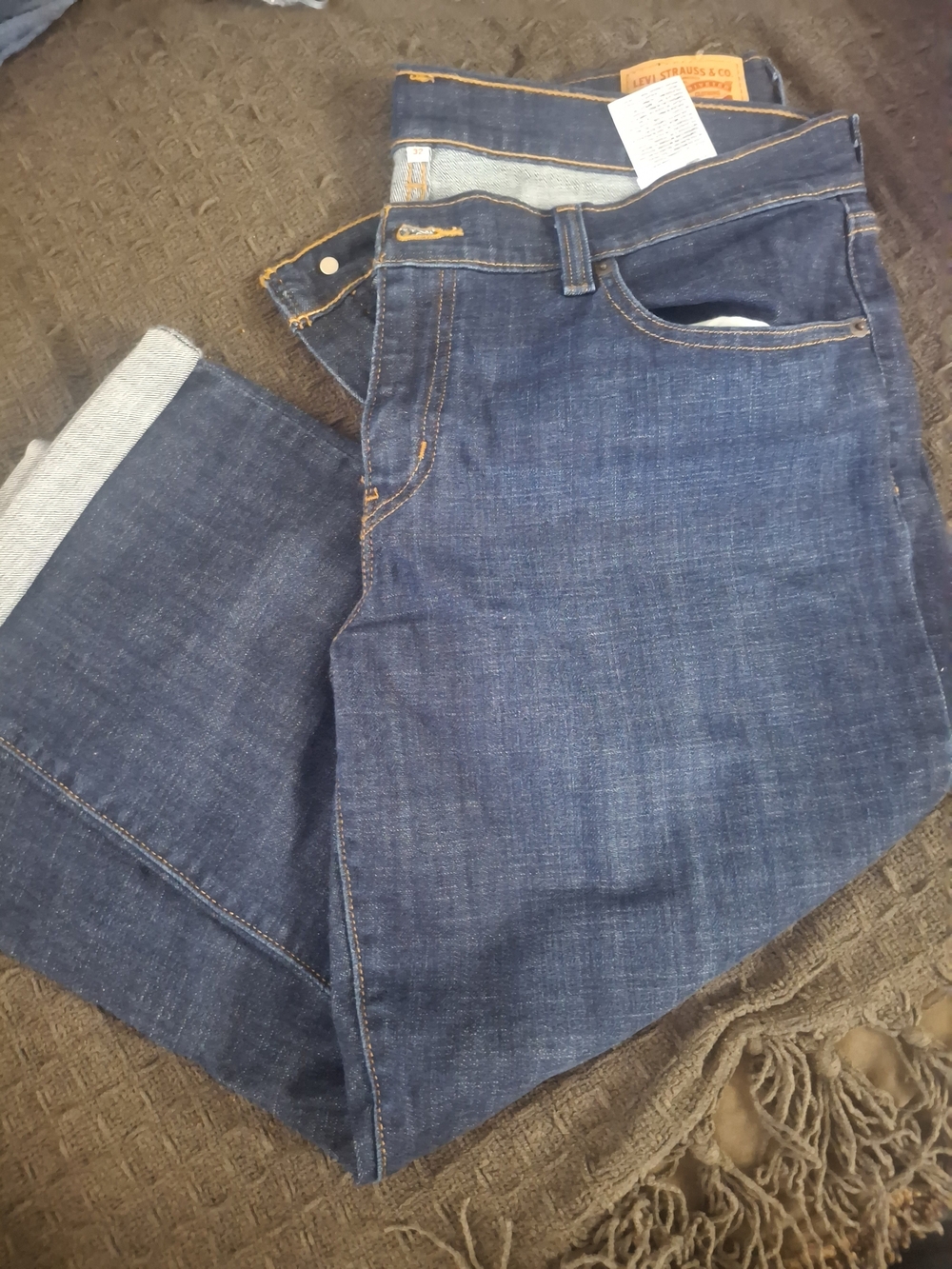 Levi's Women's Dark Blue Denim Capris